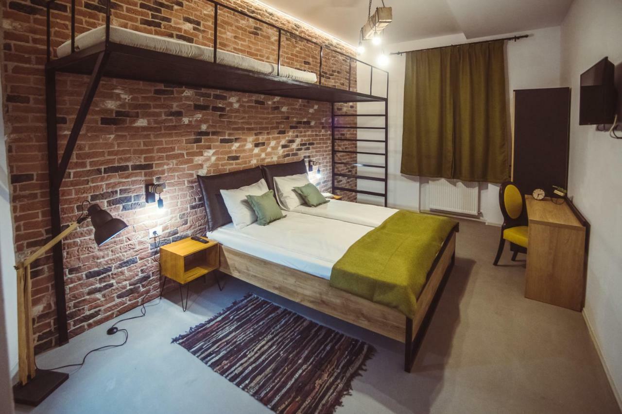 Timhouse Hotel Timisoara Ngoại thất bức ảnh